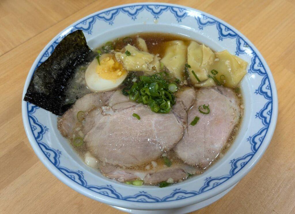 こくまろチャーシューワンタンめん